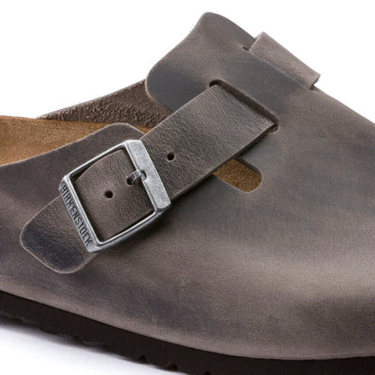 Unisex Boston Soft Footbed Oiled Leather  Iron Regular/Wide