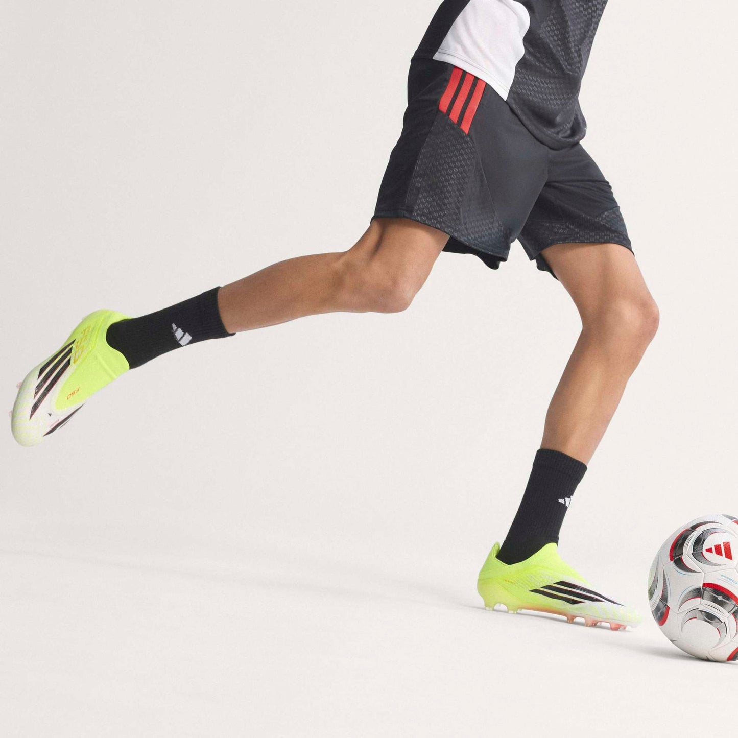 adidas F50 Elite Laceless Firm Ground Cleats